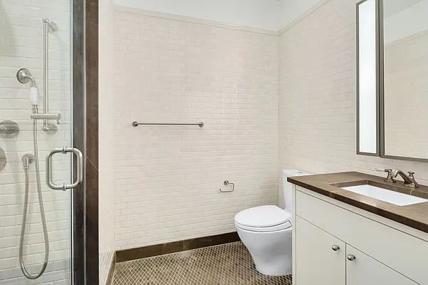 Rented by Douglas Elliman | media 28