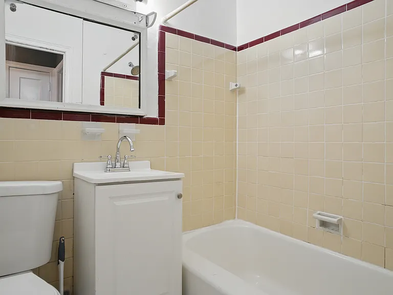 1452 Hellerman St #1 — Photo 10