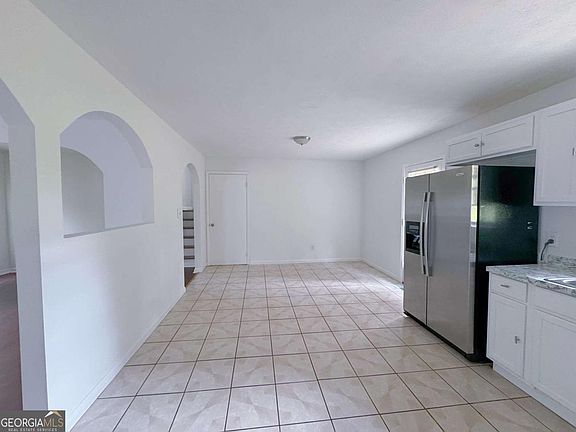 5th image of 6634 Collier Way