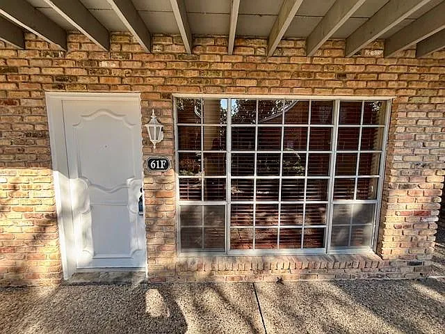 1 bed, 1.0 bath, 570 sqft, $1,100 — Photo 2