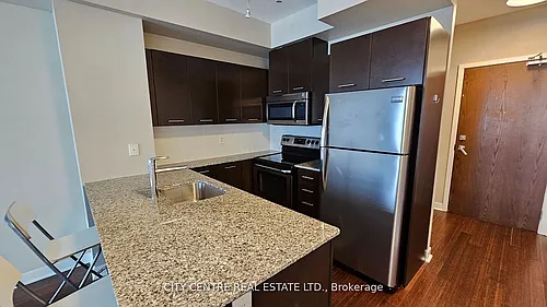 365 Prince Of Wales Dr Photo 1
