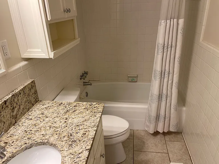 607 Floral St — Photo 11