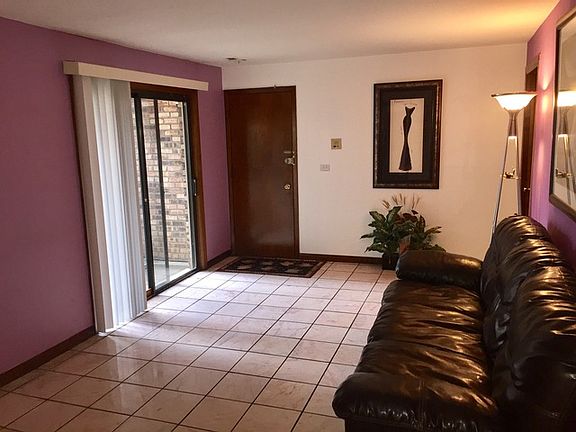 4th image of 5768 W Higgins Ave