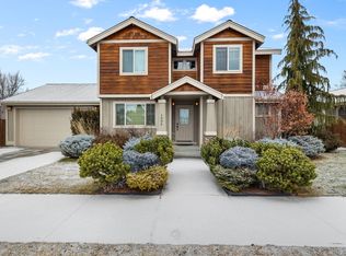 1096 NE Bennington Way, Bend, OR 97701