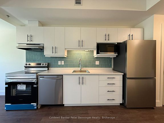 4th image of 604 Queen St S #302