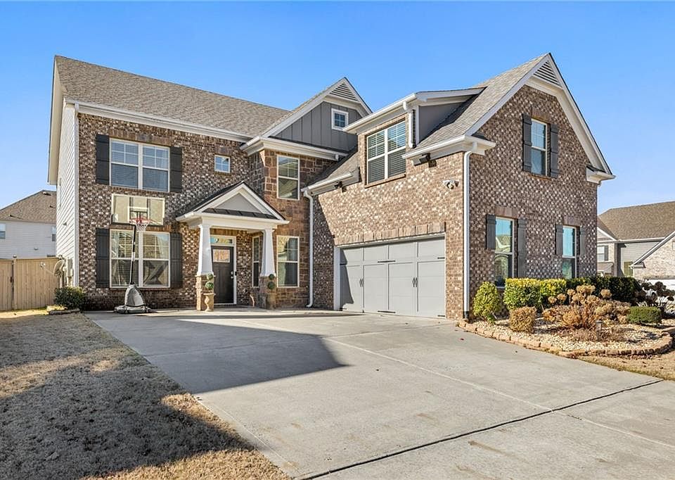 1st image of 1056 Ensign Peak Ct