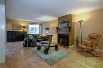 2nd image of 4587 Walnut St Unit 5