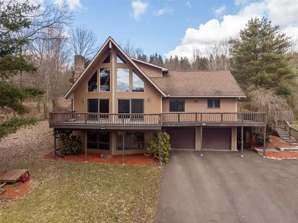 471 Dugan Rd, Owego, NY 13827