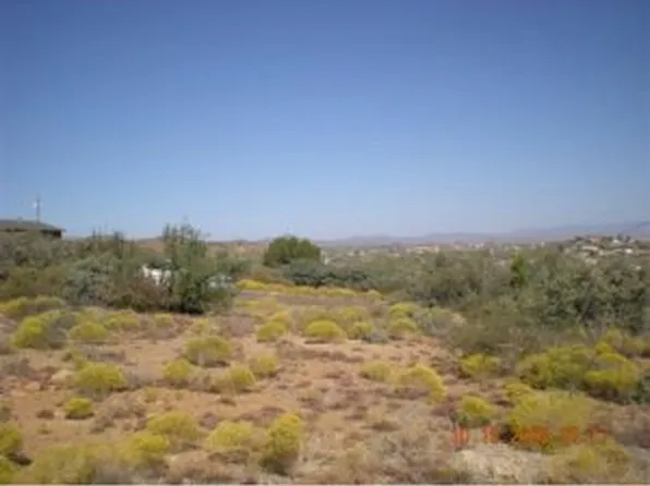 16671 S Brahma Cir, Mayer, AZ 86333