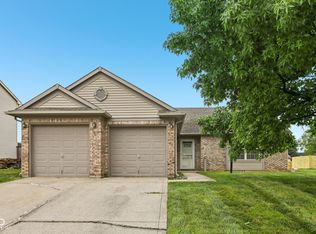12216 Laurelwood Ct, Indianapolis, IN