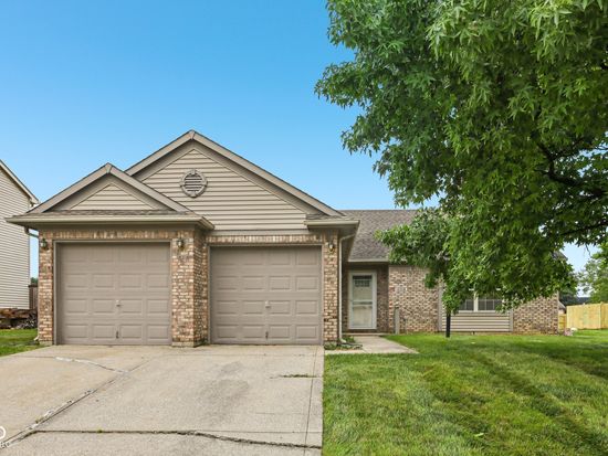 12216 Laurelwood Ct, Indianapolis, IN 46236