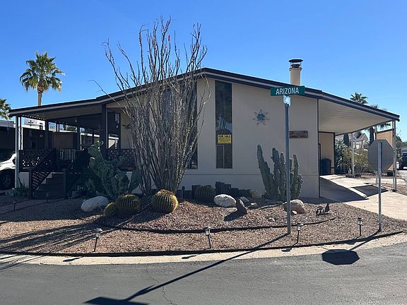 3rd image of 2121 S Pantano Rd