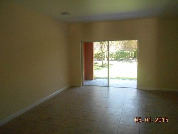 3rd image of 17333 NW 7th Ave #207