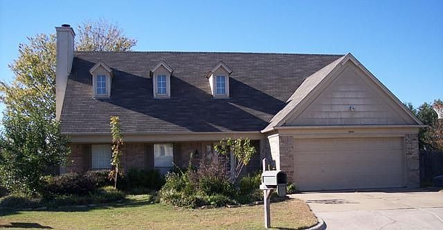 1st image of 7605 Greenleaf Ct