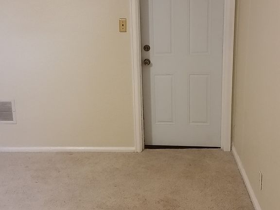 2nd image of 736 Avenue B