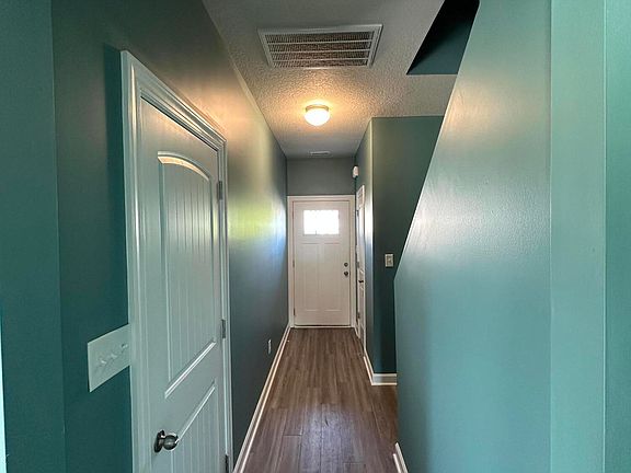 3rd image of 235 Shallowbag Bay Ln