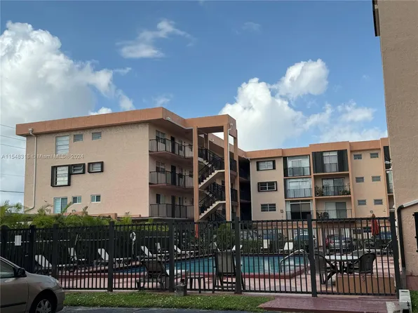 1855 W 60th St APT 345, Hialeah, FL 33012