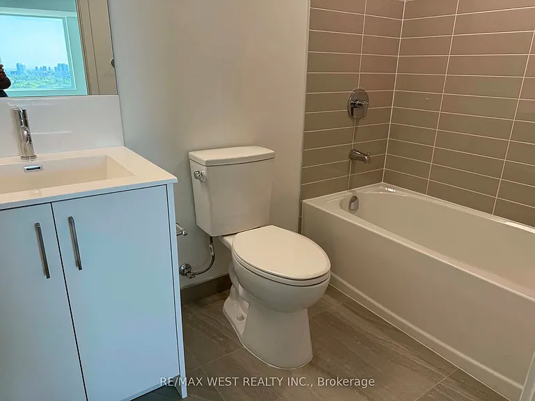 4010 Eglinton Ave W #1309 — Photo 16