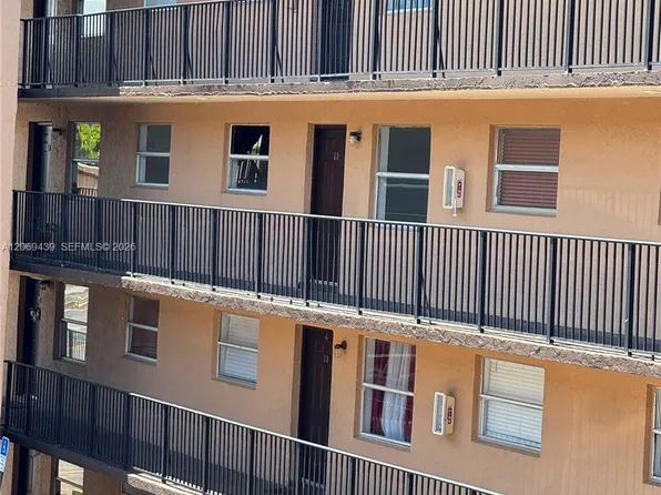 5441 W 24th Ave APT 60, Hialeah, FL 33016