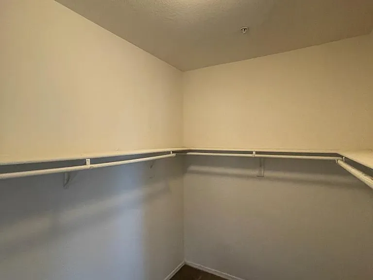 Unit Photo