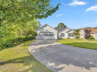 422 Point View Ct, Wilmington, NC 28411