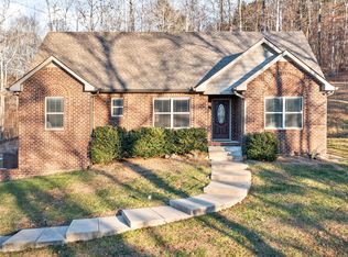 975 Attaway Rd, Clarksville, TN 37040