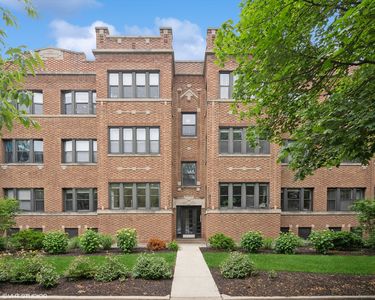 4023 N Southport Ave #1, Chicago, IL, 60613