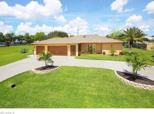 322 NE 19th Ave, Cape Coral, FL 33909