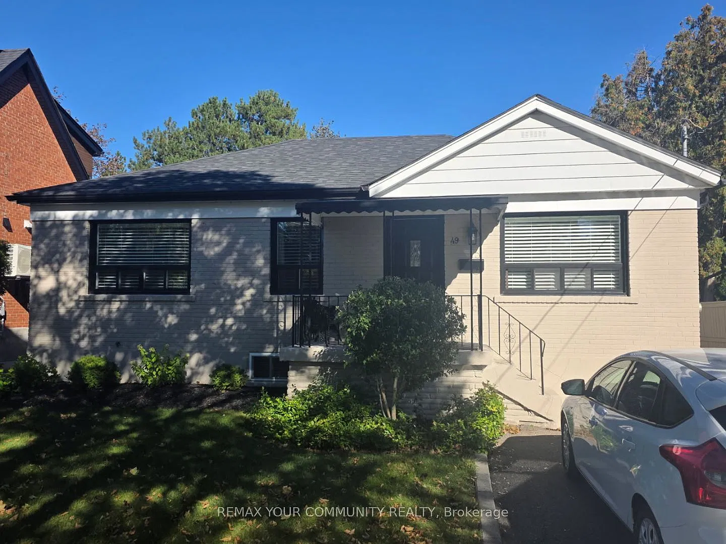 3 bed, $2,000 — Photo 2