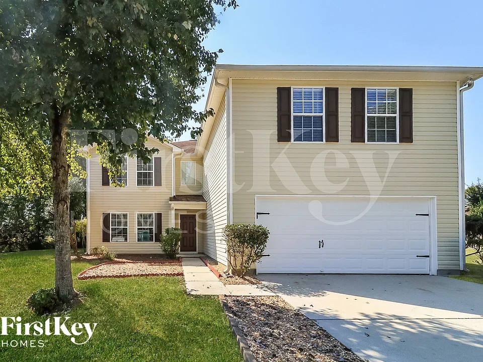 1033 Sycamore Ln