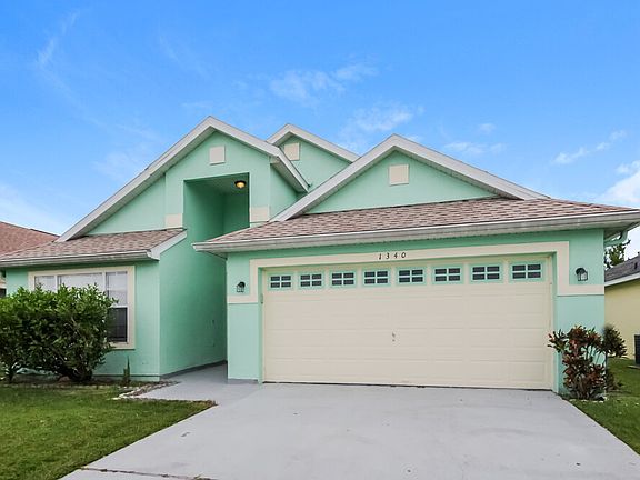 3rd image of 1340 Sierra Cir