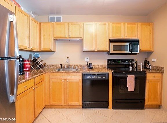 4th image of 211 E Ohio St APT 2822