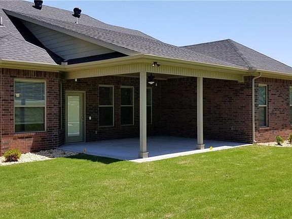 2nd image of 8 Villas Way