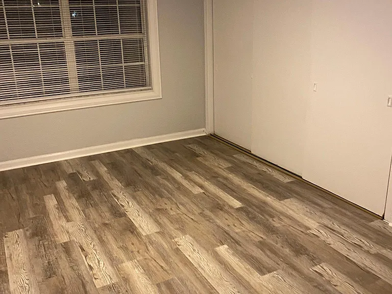 513 Braddock Ave #1 — Photo 2