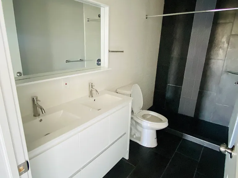 2807 S 11th St #4 — Photo 7