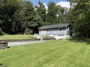 6 Polk Pl, Vernon, NJ 07462