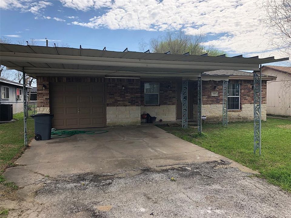 1st image of 11810 Fieldcrest Dr