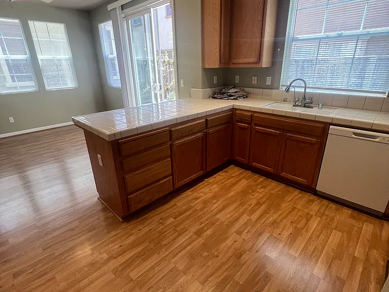 3891 Windham Ct — Photo 7