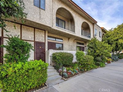 13243 Vanowen St APT 2, North Hollywood, CA, 91605