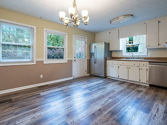 5th image of 1187 Lightfoot Dr