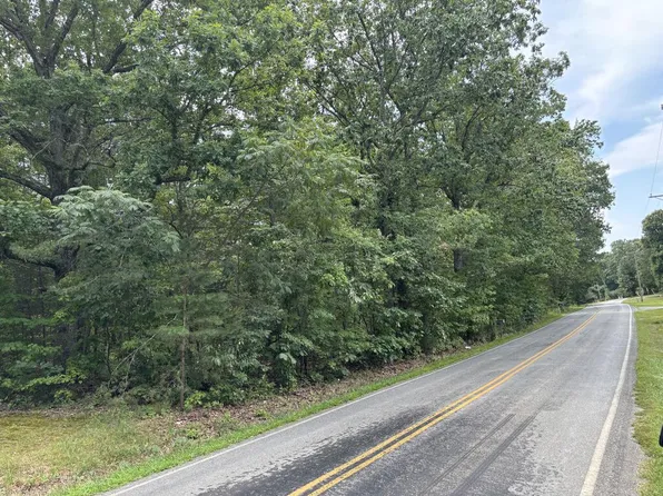 240 Tabor Rd, Gladys, VA 24554