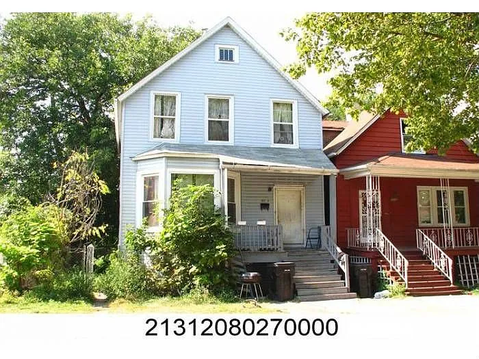 8010 S Muskegon Ave photo 1