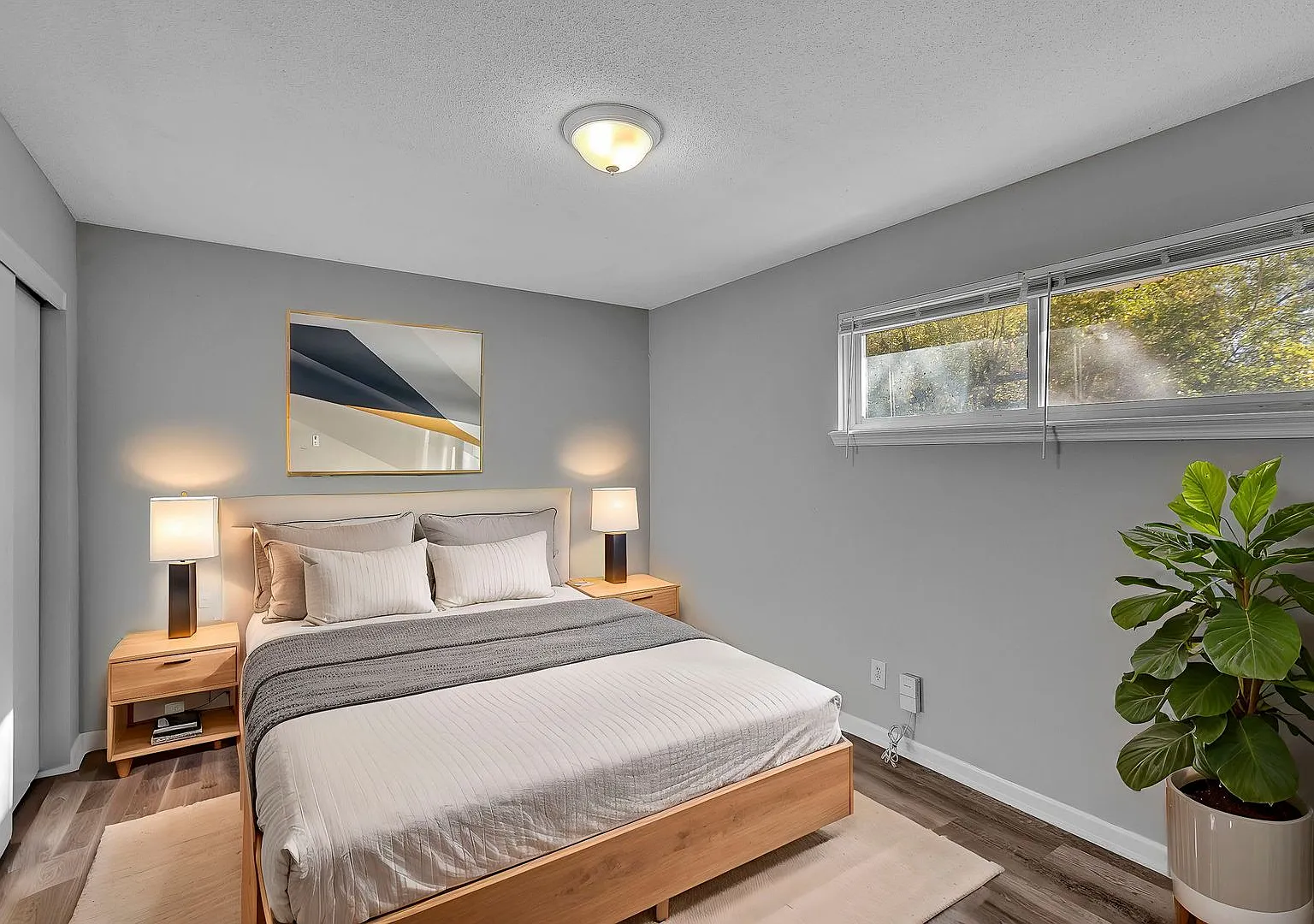 Barat Ave Apartments — Photo 2