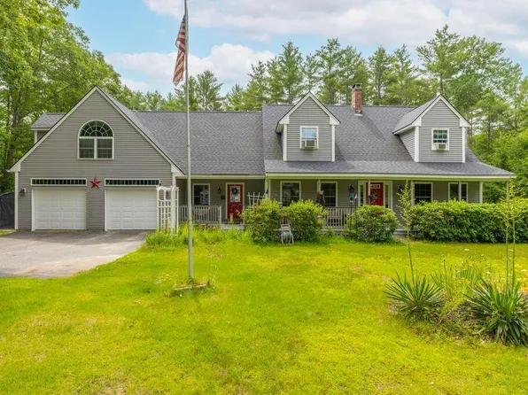 22 Davis Road, Buxton, ME 04093