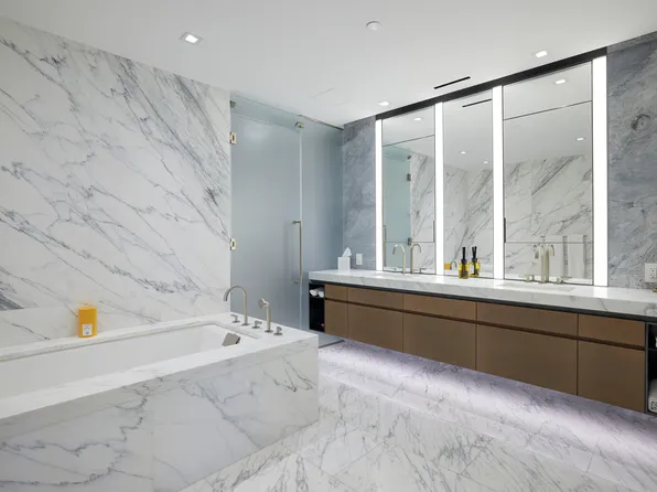 555 West 22nd Street image 5 of 8