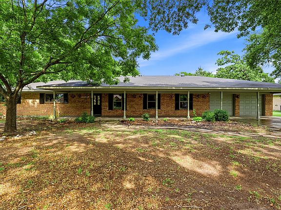 2nd image of 17535 Country Club Dr