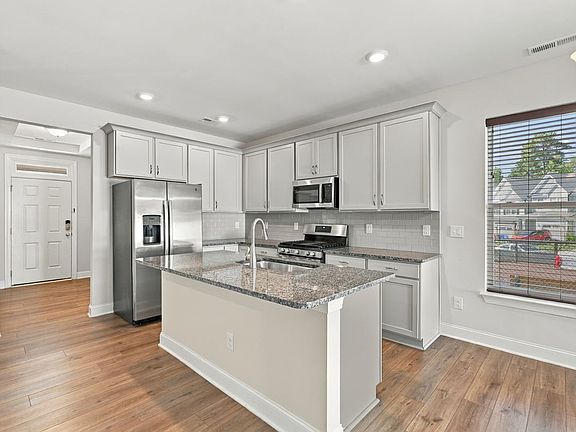 5th image of 1024 Heartstone Way