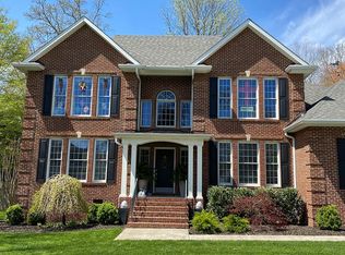 203 Fairways Blvd N, Tullahoma, TN 37388