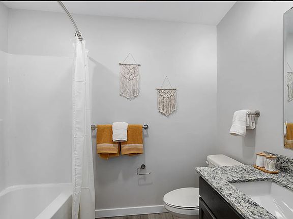 5th image of 900 Leonard St NW #324