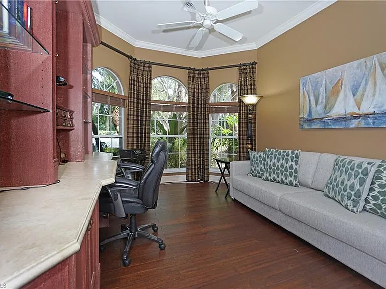 4248 Kensington High St — Photo 10